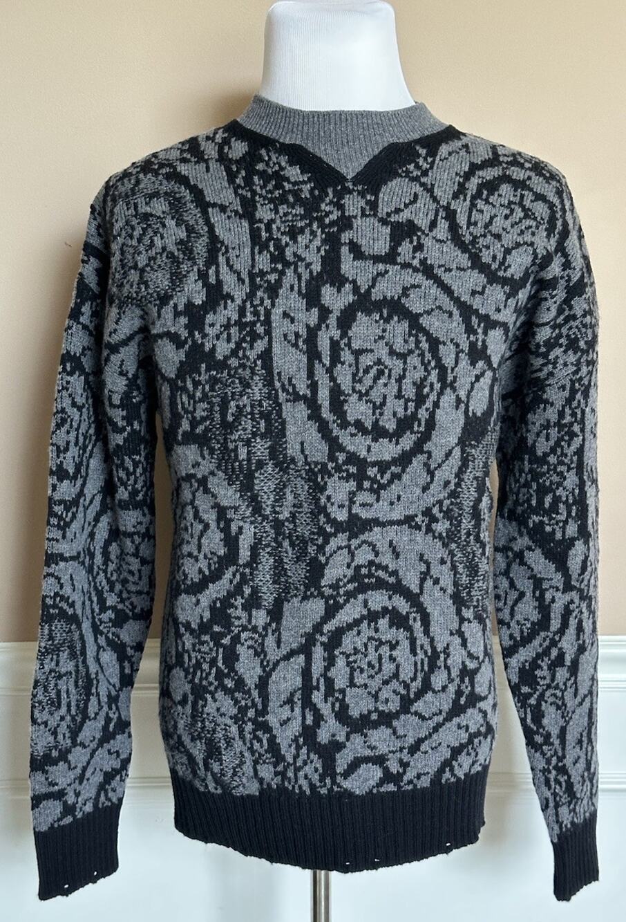 Versace Barocco Wool Knit Sweater Black 48 US (58 Euro) IT 1013400 NWT $1225